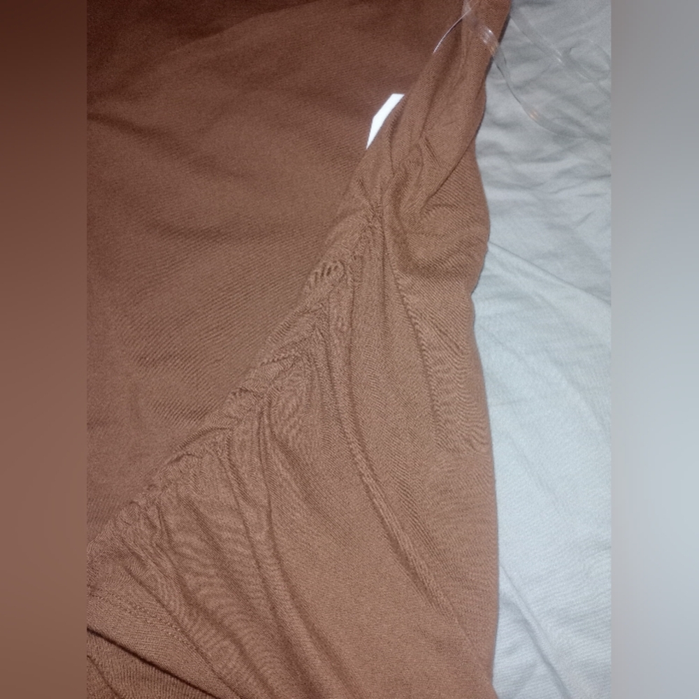 Brown Sleeveless Top - Picture 3 of 5